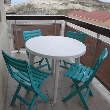 Appartement Ste Cecile A 50 Metres De La Plage Camiers Room photo